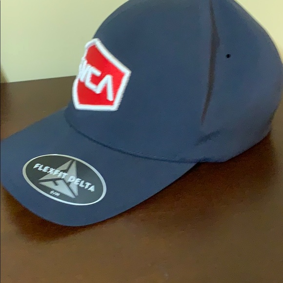 hat - Picture 2 of 4